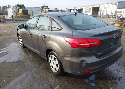 2016 Ford Focus S from USA, damaged, VIN 1FADP3E20GL230712